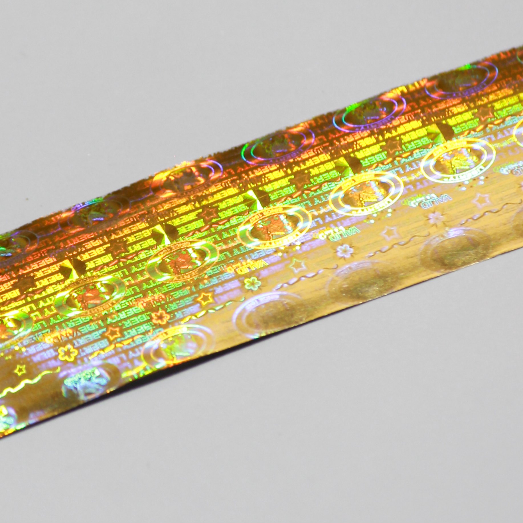 Holographic Strip Labels